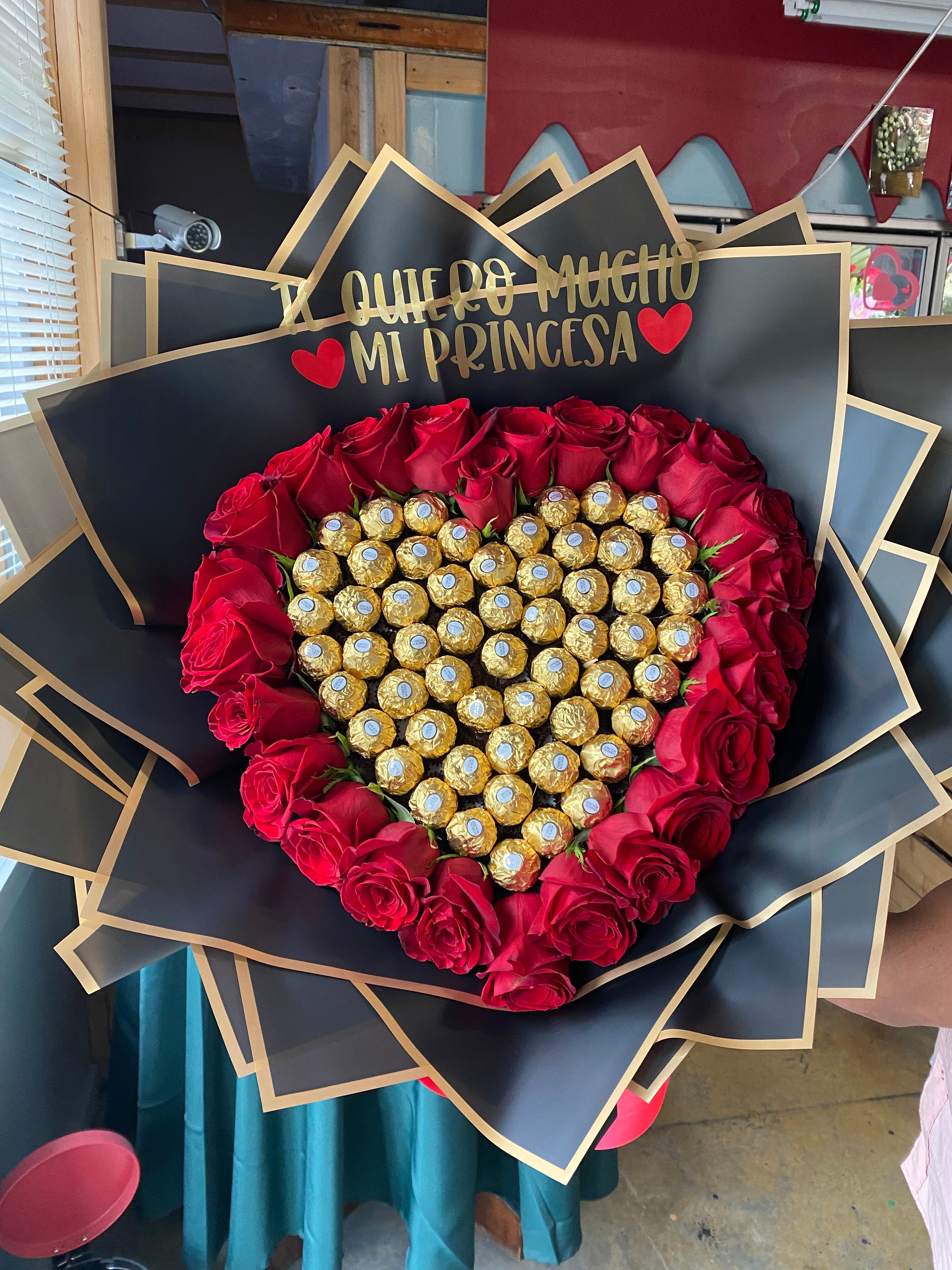 24 rose collection with different designs! – bouquetsbyrubyhtx