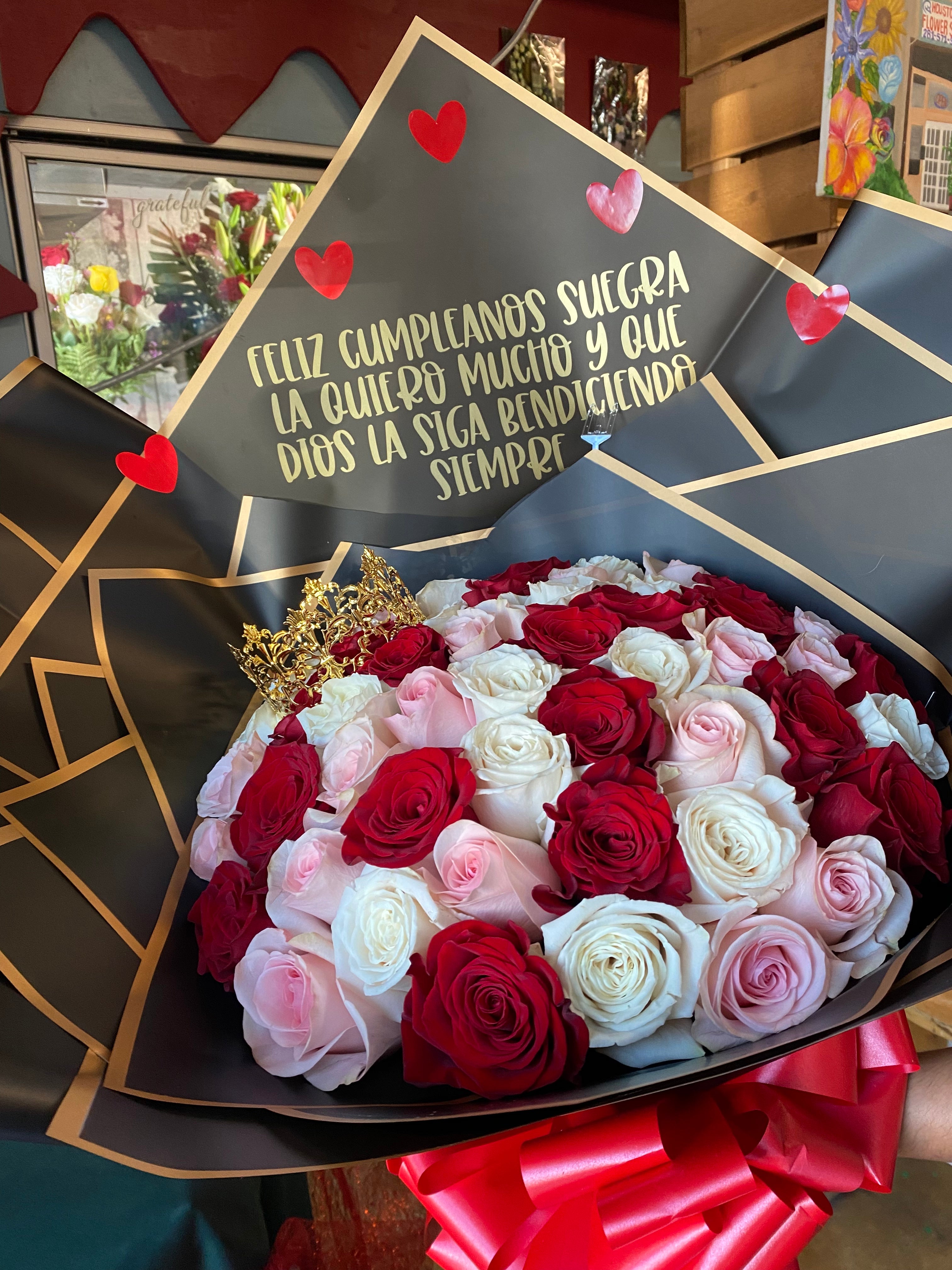 50 rose 3 color with mini crown princess bouquet ❤️