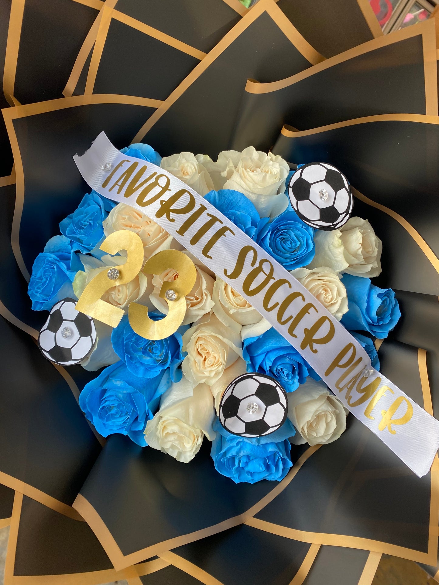 Soccer player bouquet (choose your school color)